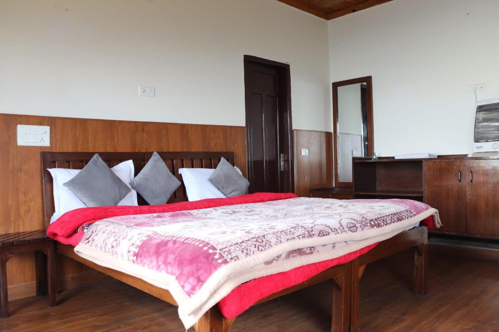 Deodar Cottage 穆索里 外观 照片
