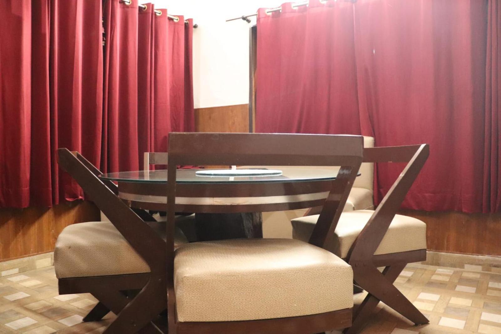 Deodar Cottage 穆索里 外观 照片